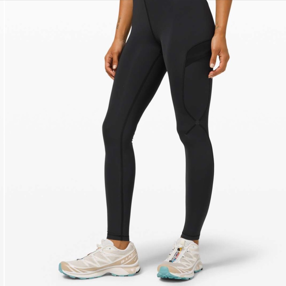 Lululemon Break a Trail Super High-Rise Tight 28"
Black size 8 VGUC